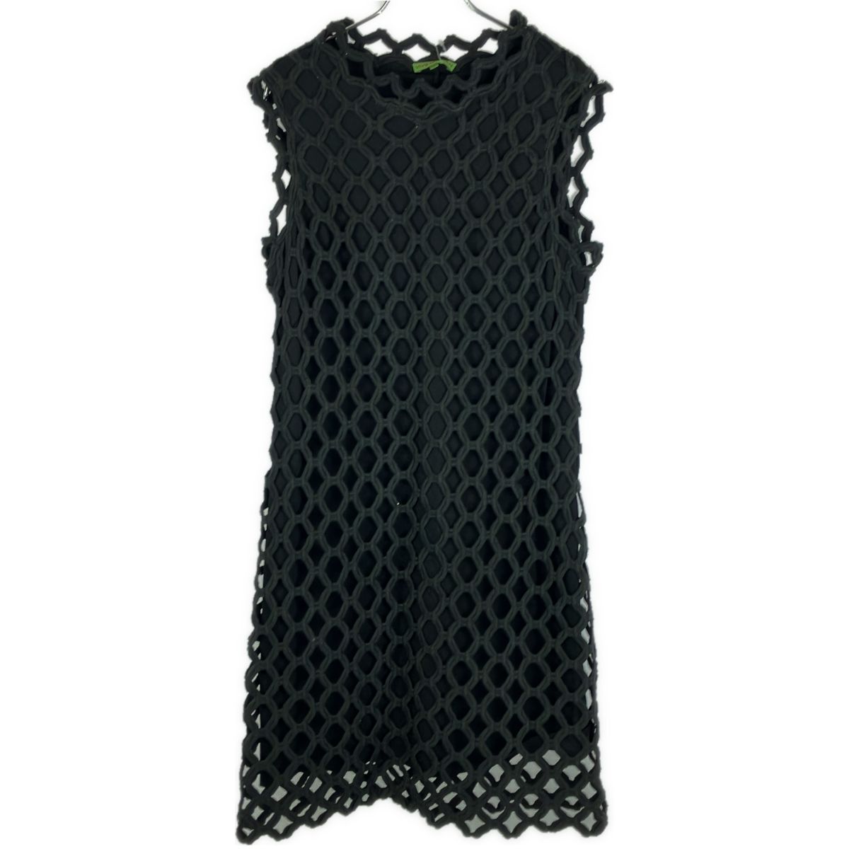 【美品】ヴィヴィアンタム ワンピース サイズ3 L相当 花柄 ブラック 美品】ヴィヴィアンタム ワンピース サイズ3 L相当 花柄