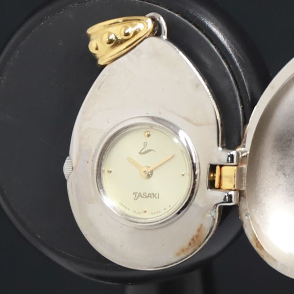 QZ TASAKI パール 1E20-2180 ゴールド文字盤 ペンダントウォッチ
