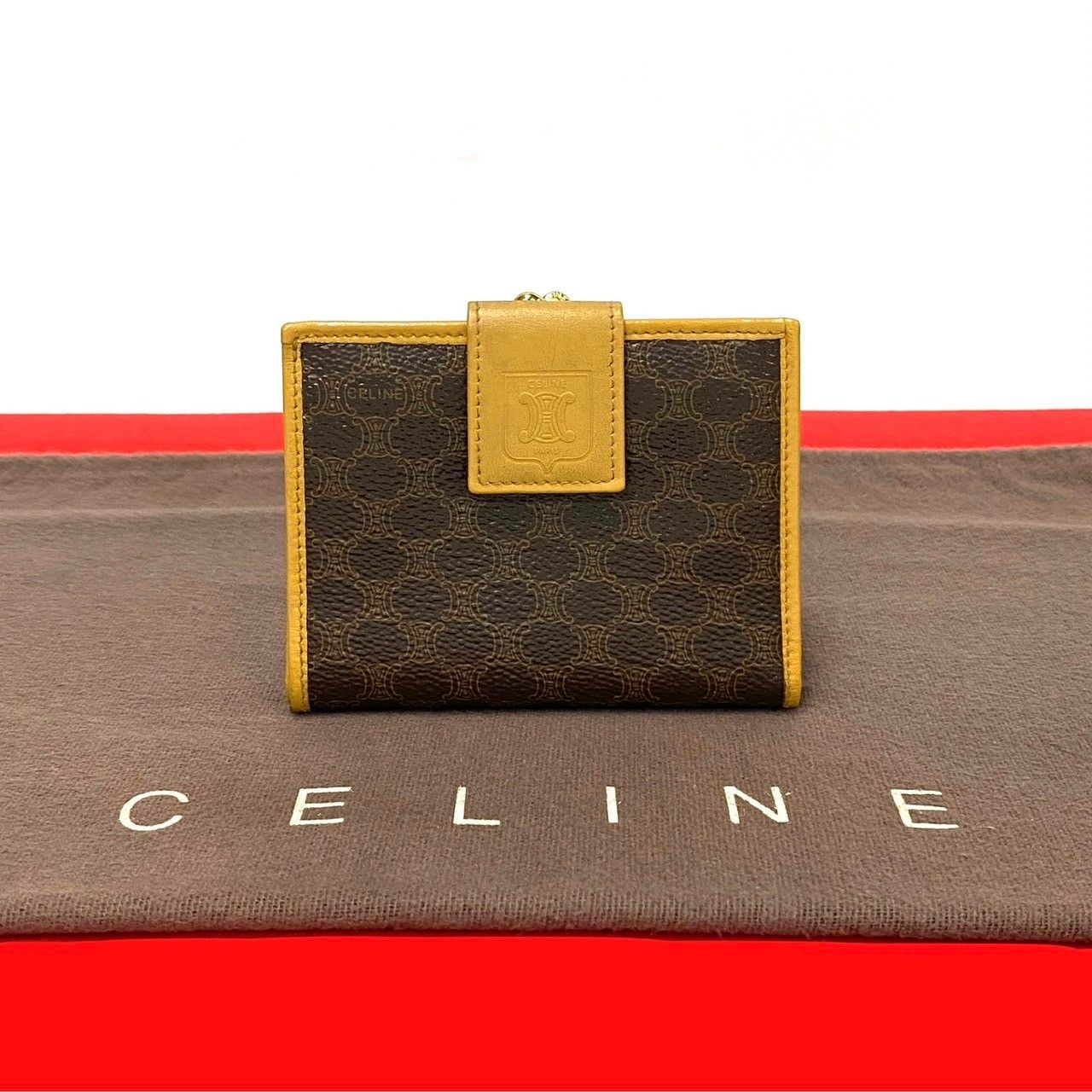 極 美品 CELINE セリーヌ マカダム ブラゾン柄 レザー 本革 二 極 美品 CELINE セリーヌ マカダム ブラゾン柄 レザー 本革 二
