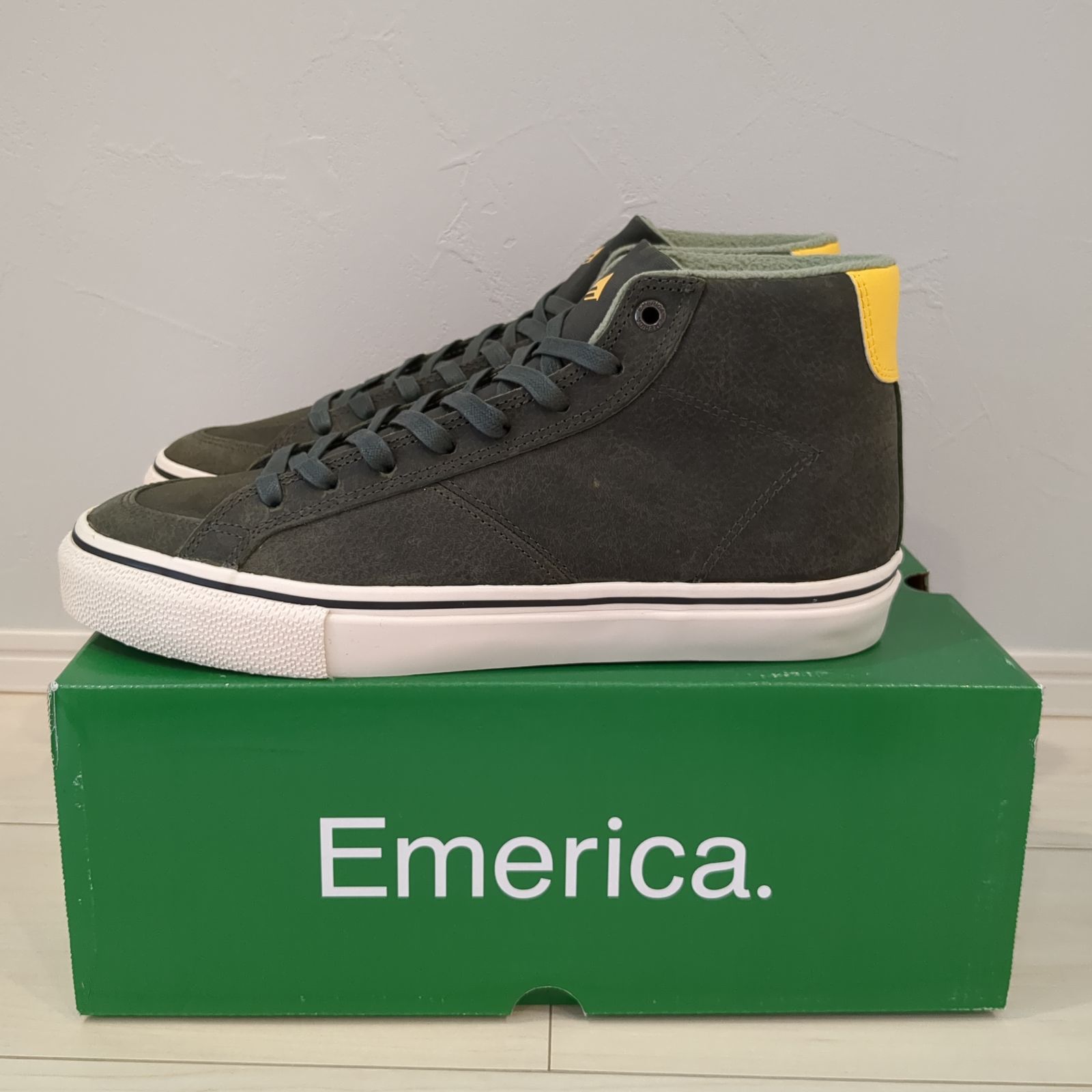 Emerica エメリカ OMEN HI 27.0cm オリーブ