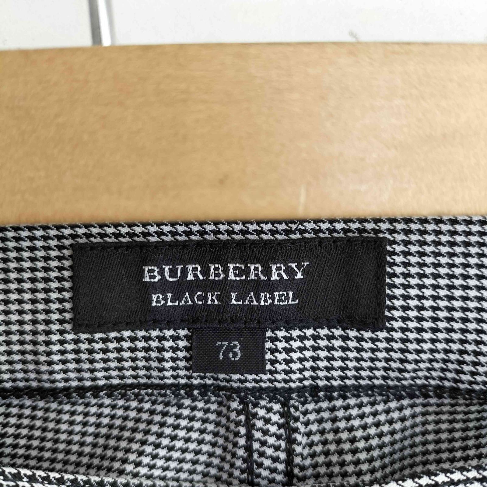Burberry Black labelメンズパンツ^_^新品未使用です千鳥柄 Burberry Black labelメンズパンツ^_^新品未使用です千鳥柄