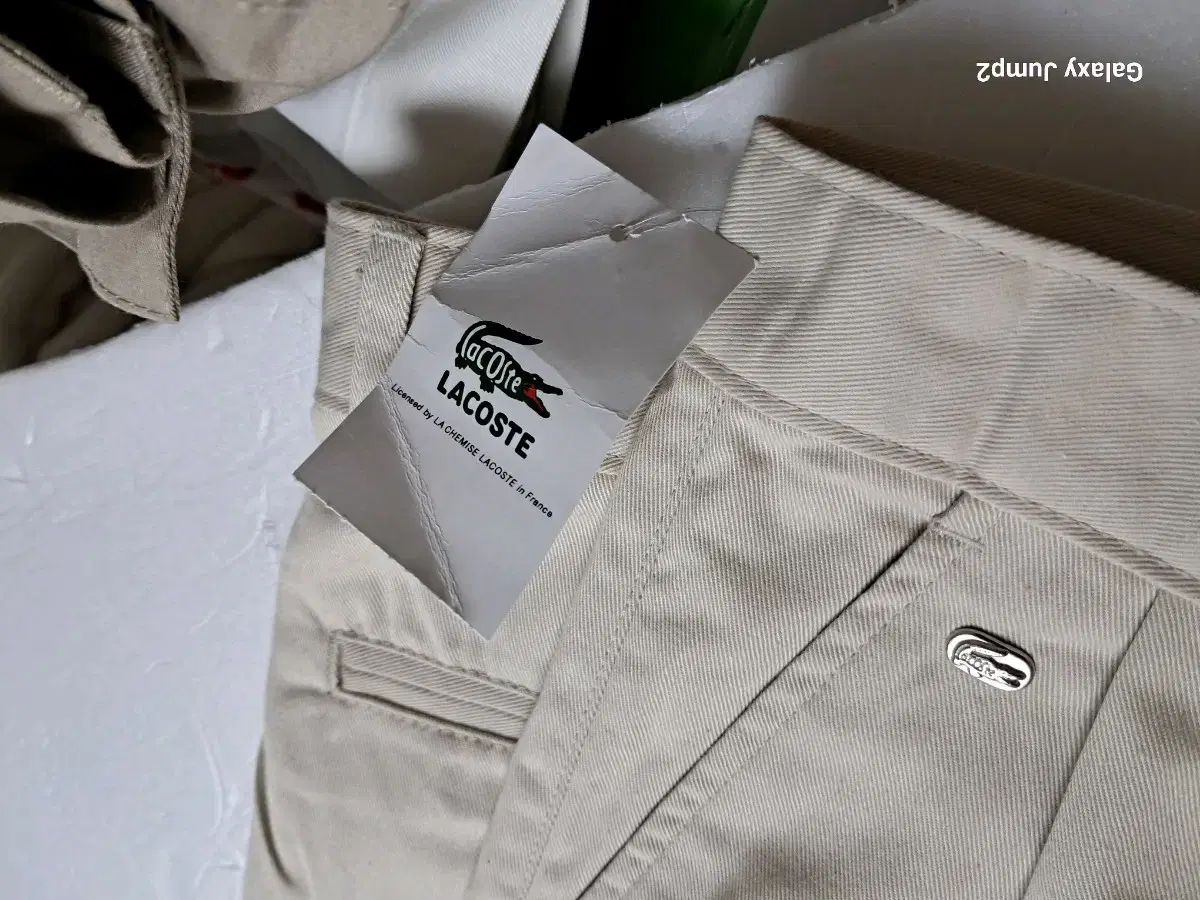 新 LACOSTE(ラコステ) ハーフパンツ ベージュ 30 - メルカリ