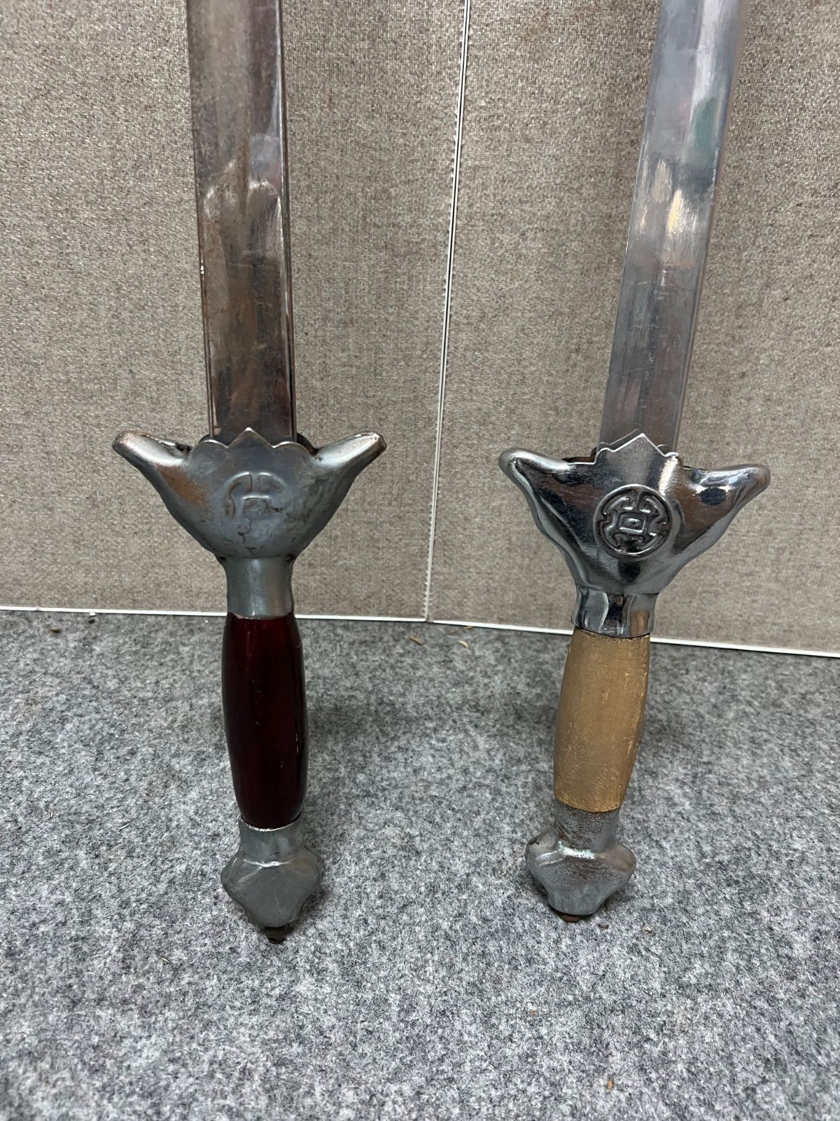 ⭐︎ ヴィンテージ 模造刀 中華剣 2本 セット 保管品 中国 - メルカリ