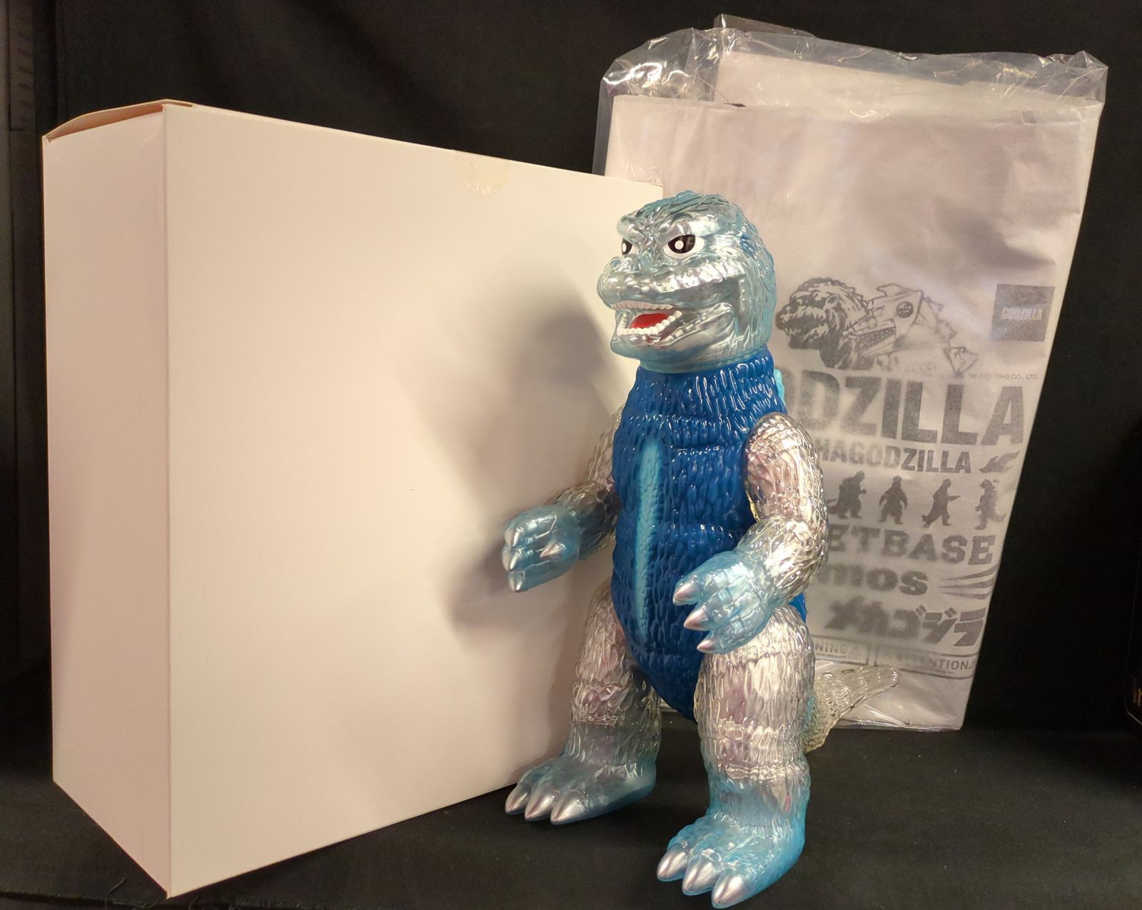 SECRET BASE ATMOS X RAY GodzillaSECRET BASE MIDDLE SCALE X-RAY 