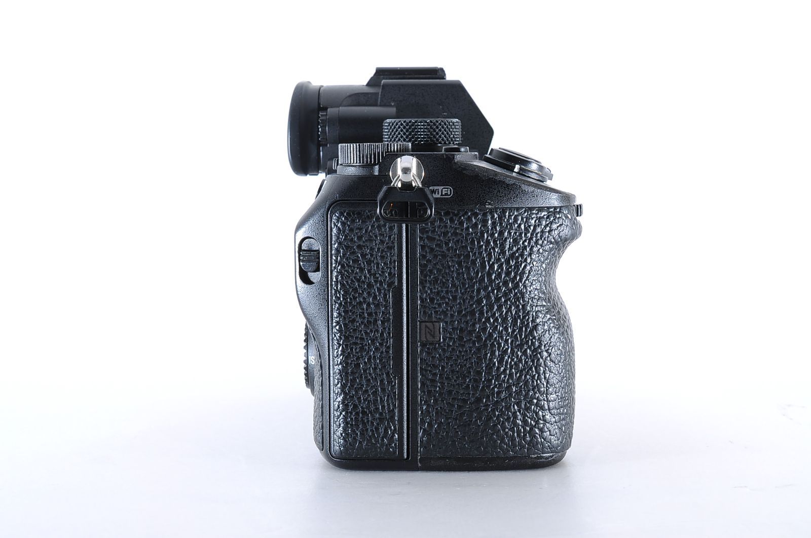 α7