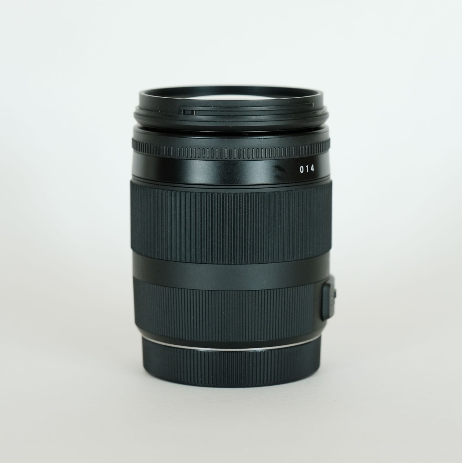 良品] SIGMA 18-200mm F3.5-6.3 DC MACRO OS HSM｜Contemporary [キヤノンEF用] / 高倍率ズーム  / EFマウント / APS-C用 - メルカリ