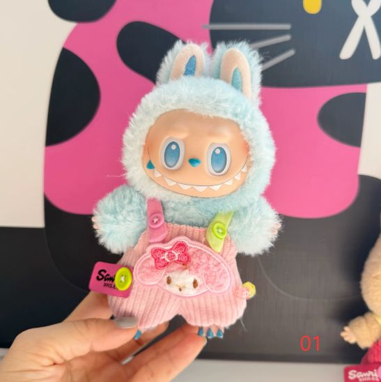 k*ん様 超希少ラブブLabubu1点モノ⭐︎ クロスパッチ服　3点セット 茶系3点セット ラブブ Labubu 17cm 着せ替え服 カメラ ぬい服