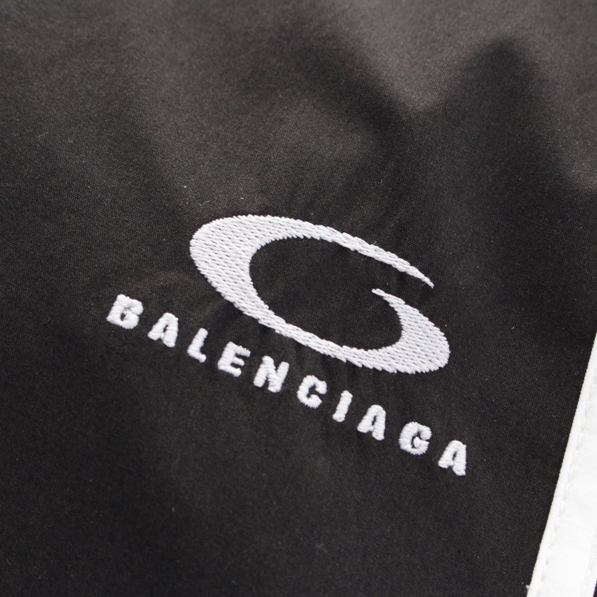バレンシアガ 24AW ナイロン コットン Tracksuit レイヤード カット 