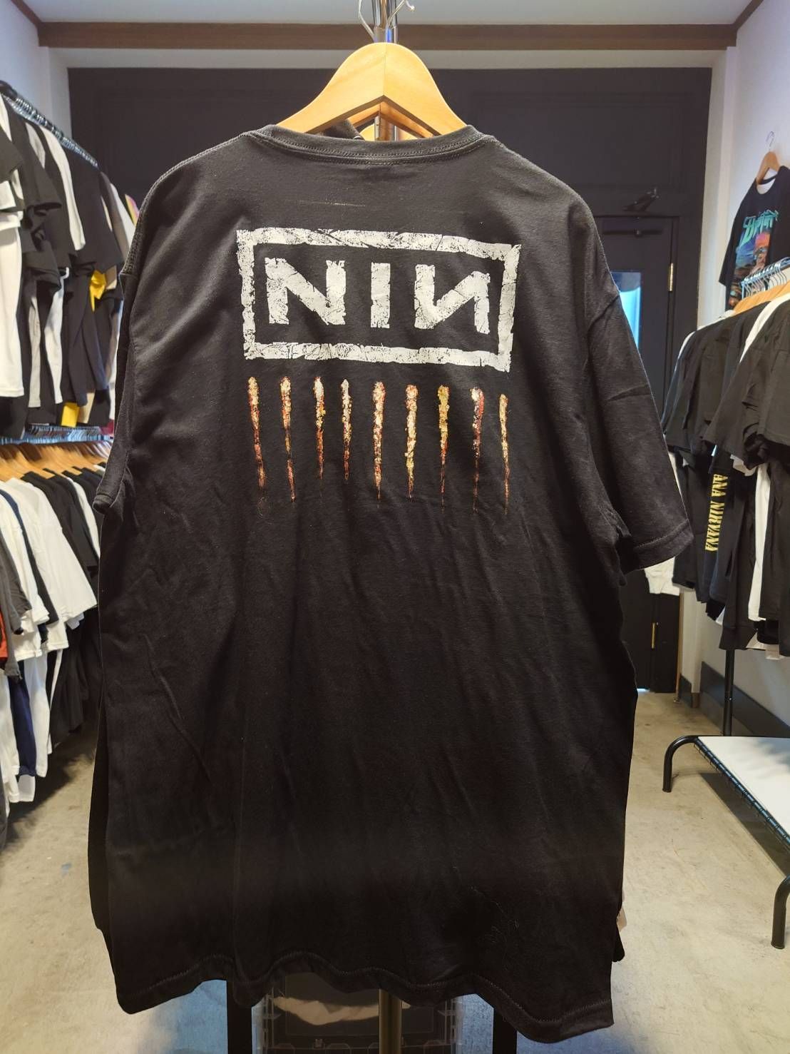 ナイン インチ ネイルズ＿NINE INCH NAILS 新品オフィシャルT