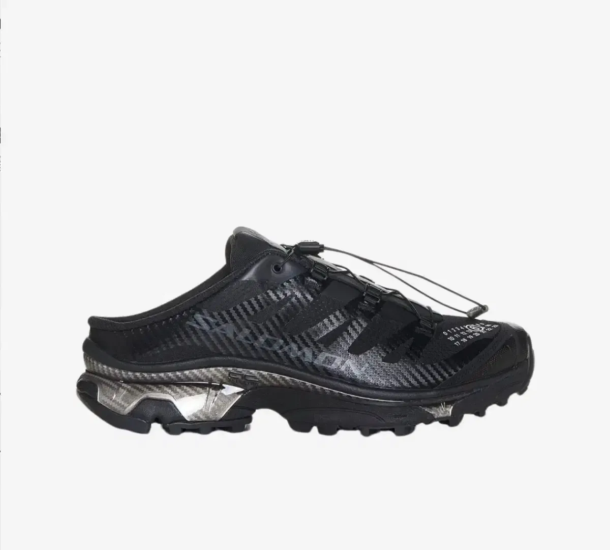 2025年最新】mm6 salomon xt-4 muleの人気アイテム - メルカリ