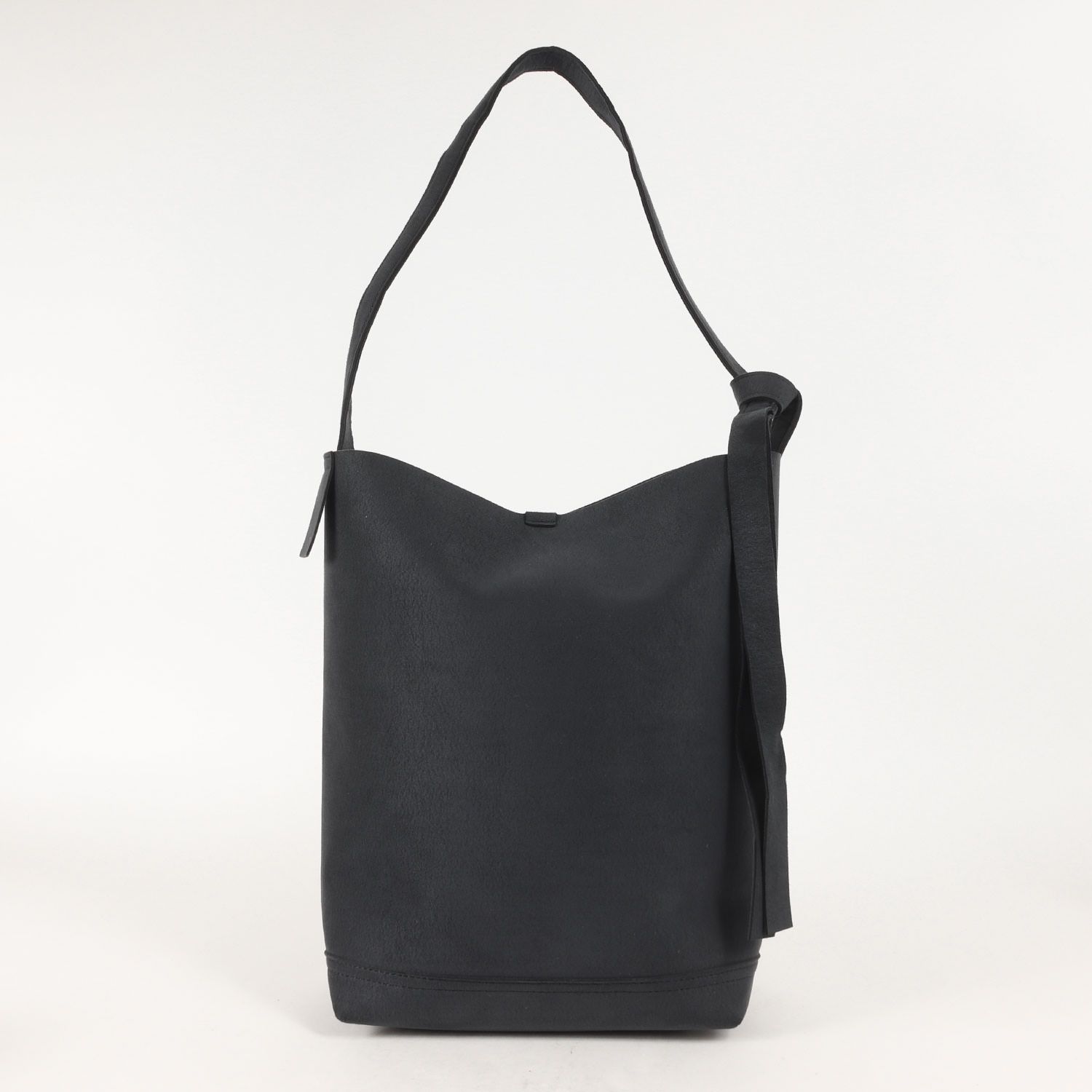 新品同様】zattu ザッツ バッグ / 25SS マイクロファイバースエード 