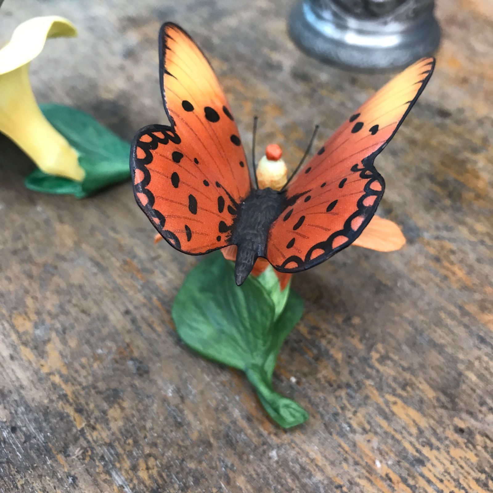 2体セット フランクリンミント製 陶器 蝶々 置物 まとめ No.1 - メルカリ