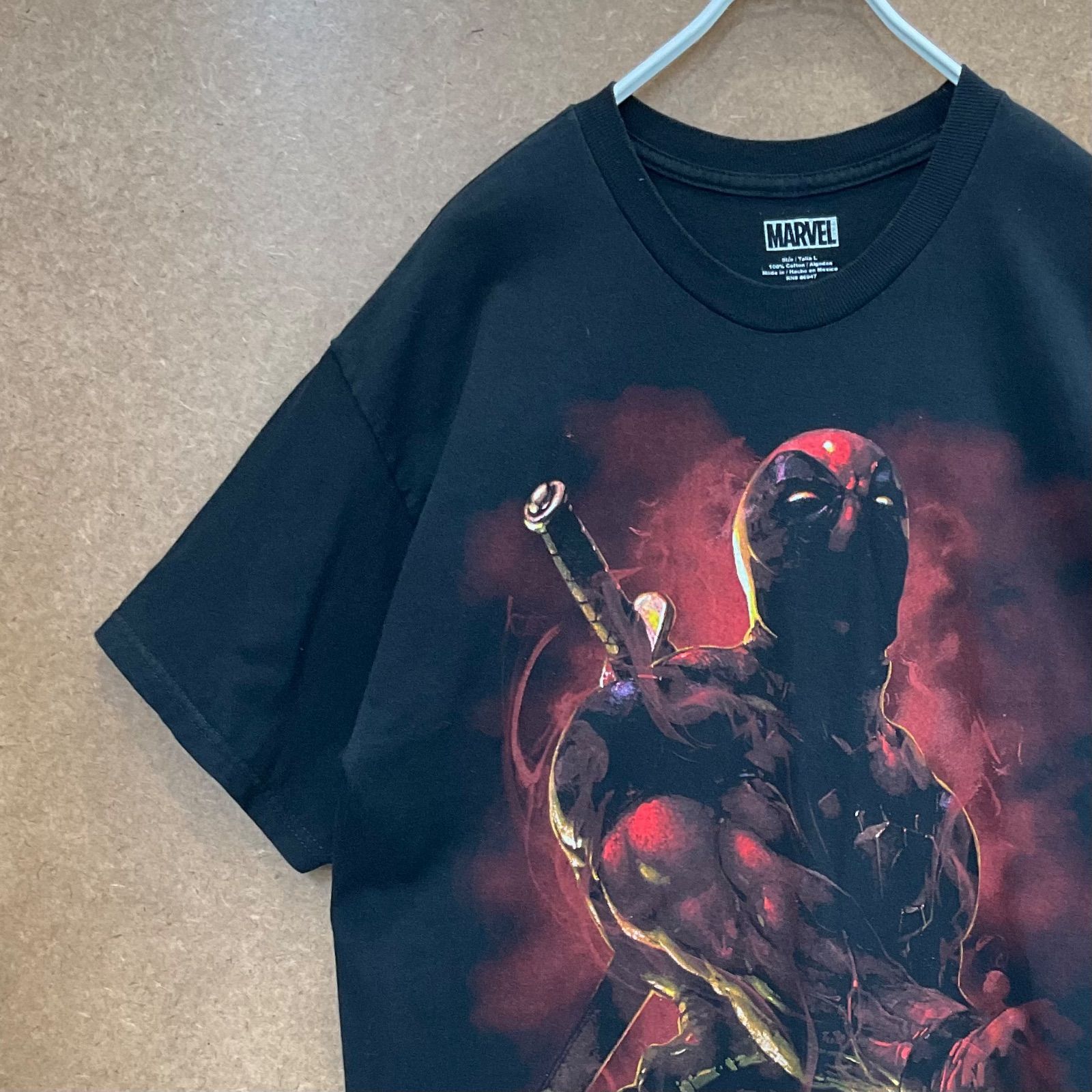 US古着 デッドプールDEADPOOL 劇画調イラスト MARVEL 半袖tシャツ黒L