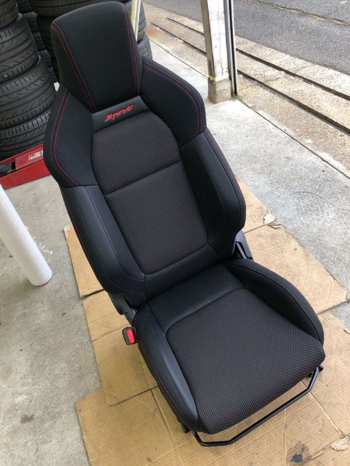 スズキ スイフトスポーツ ZC33 助手席 純正シート アシスタントシート アルト流用などに