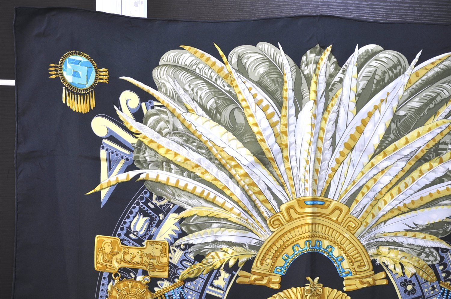エルメス HERMES カレ90　インカ 仏像　Mexique　スカーフ シルク エルメス HERMES カレ90 インカ 仏像 Mexique スカーフ シルク