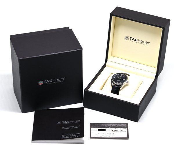 TAG Heuer タグホイヤー カレラ 箱付き・美品 ☆箱・ギャラ付！美品！TAG HEUER タグホイヤー カレラ WAR211A