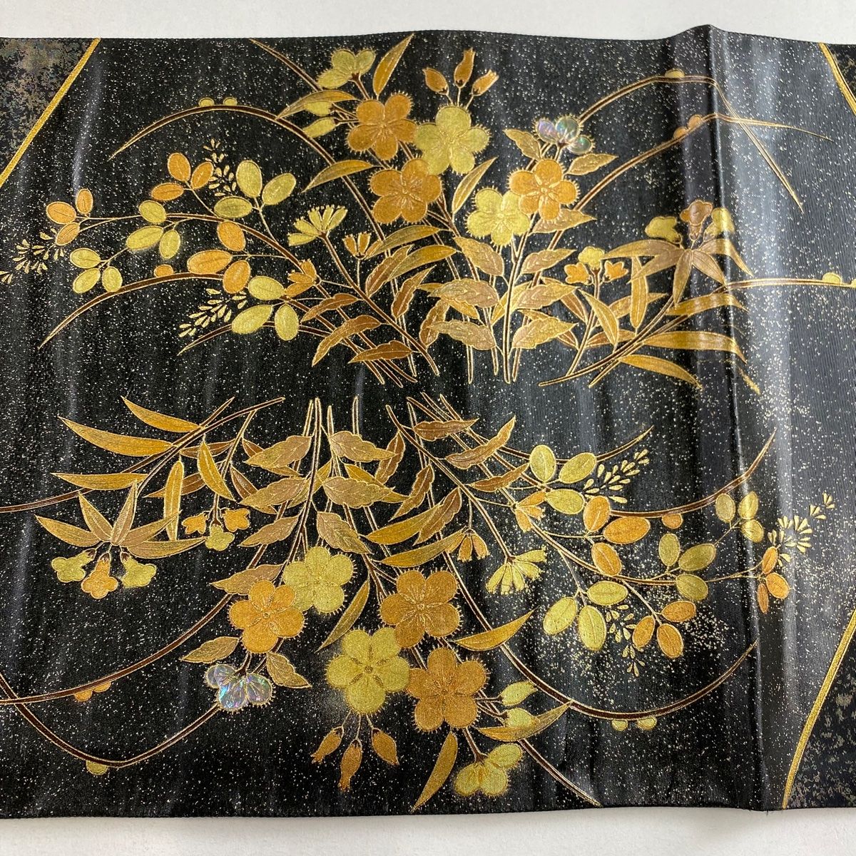 美品 袋帯 螺鈿細工 草花模様 金色 赤 正絹 高級 らでん Raden 楽天市場】螺鈿 袋帯の通販