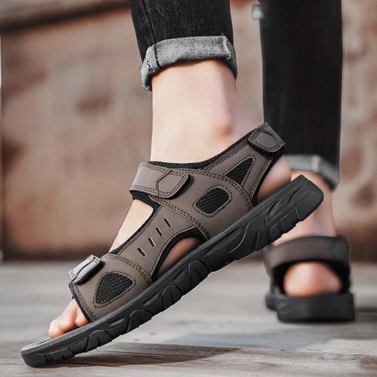 サンダル 歩きやすい