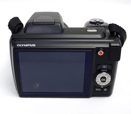 OLYMPUS デジタルカメラ SP-610UZ 1400万画素 本体のみ 液晶画面いたみ