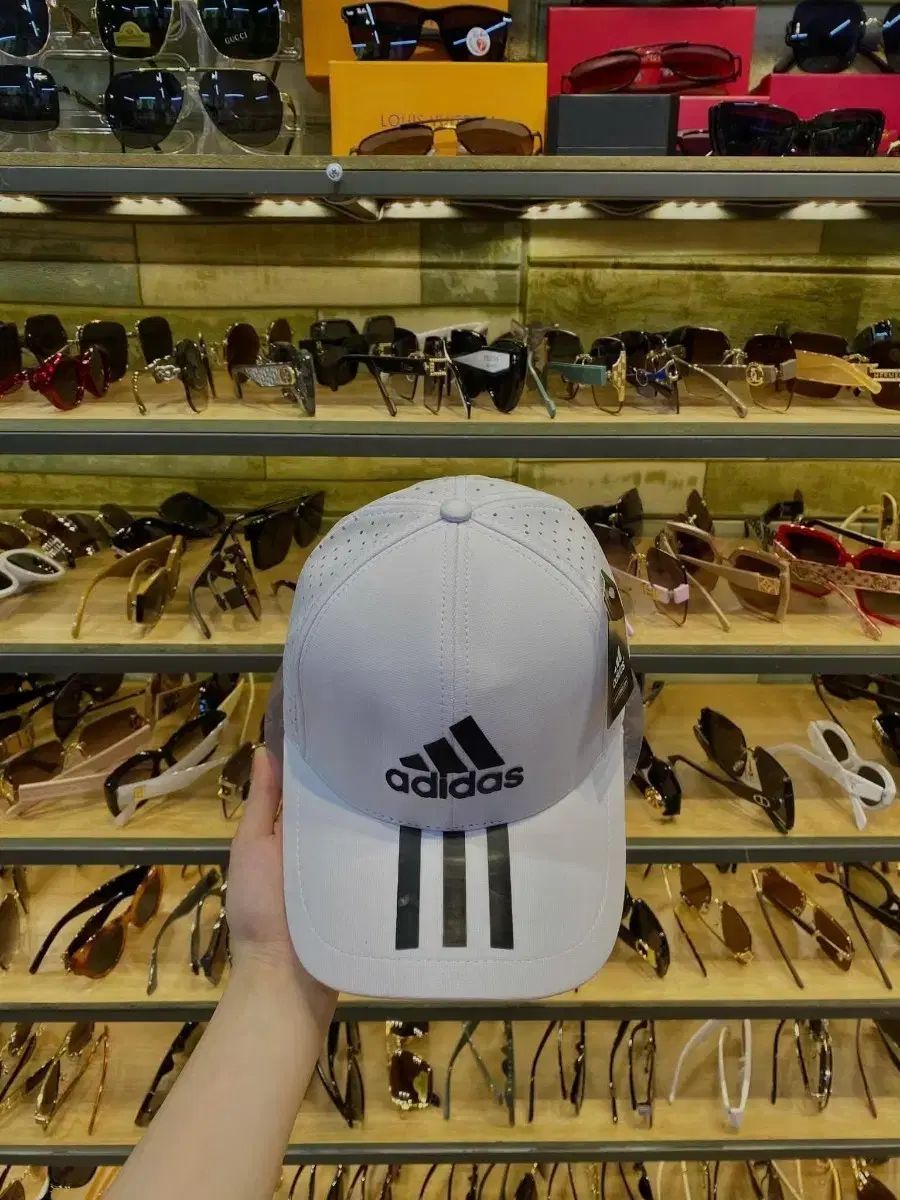 Adidas(アディダス) 三本線 ボールキャップ ホワイト