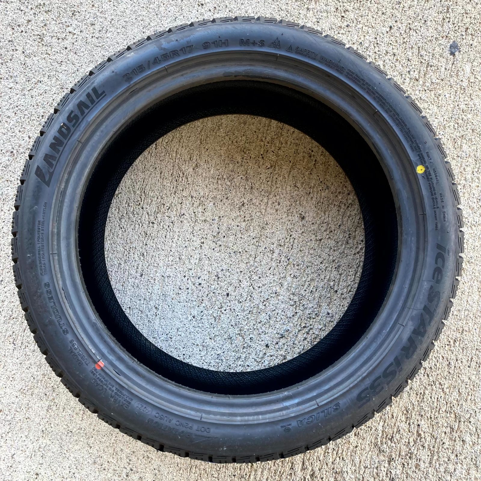 215|45R17