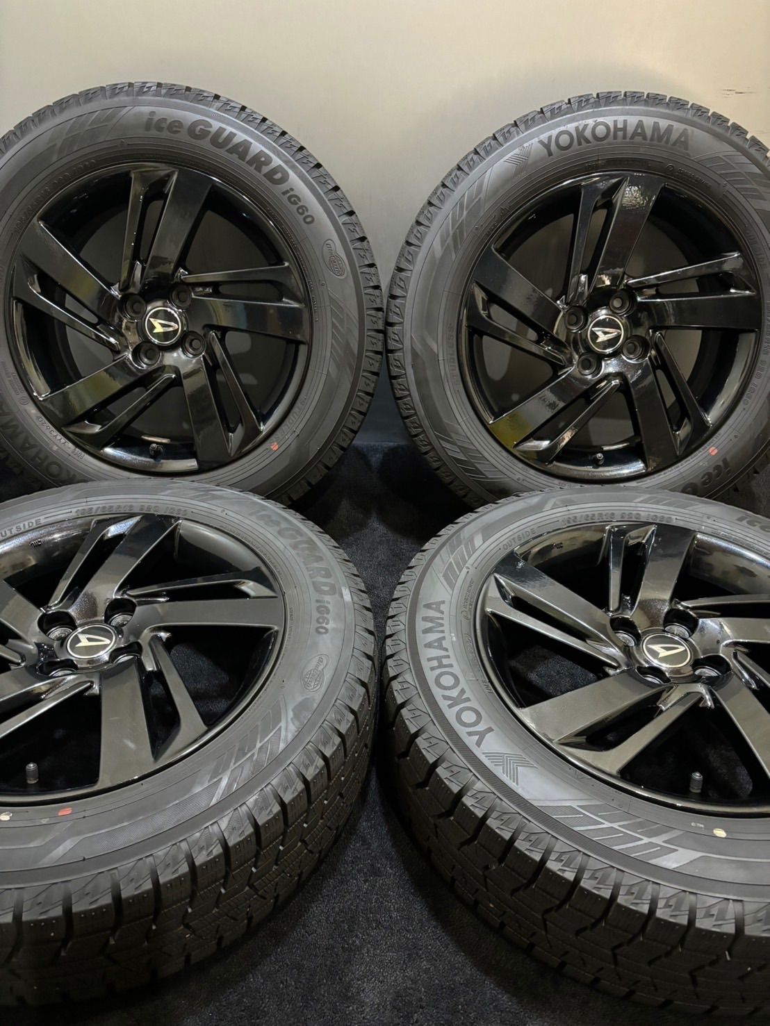 イボ付 195 65R16 YOKOHAMA ice GUARD iG60 20年製 ダイハツ ロッキー 純正 16インチ 6J 40 100 4H スタッドレス 4本 ライズ 南3-K128