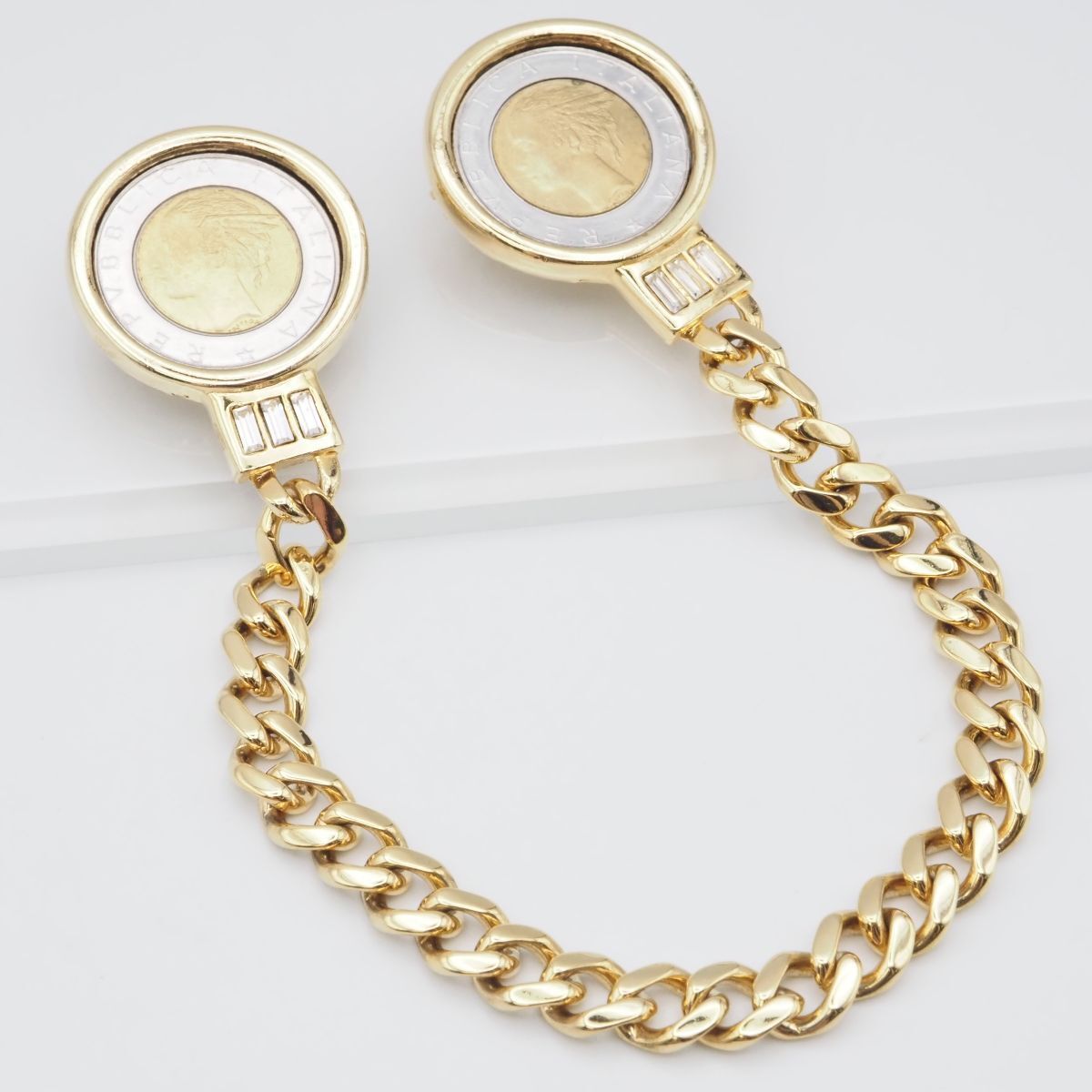 F087 ブローチ コイン ITALIANA REPVBBLICA イタリア共和国 喜平 キヘイチェーン ゴールド デザイン コスチュームジュエリー