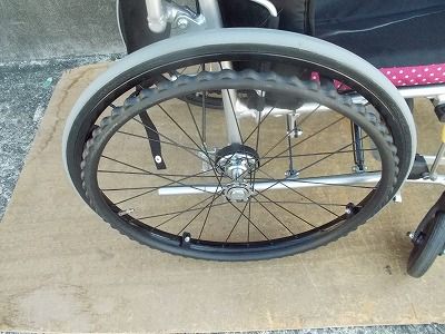  一部地域を除く 自走式車椅子 ウルトラシリーズ NA-U 2 W 座面しみあり TS-25-1008-05 自走用車椅子 車椅子