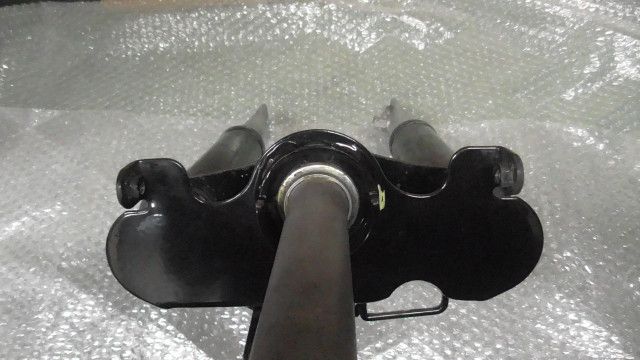 フロントフォーク