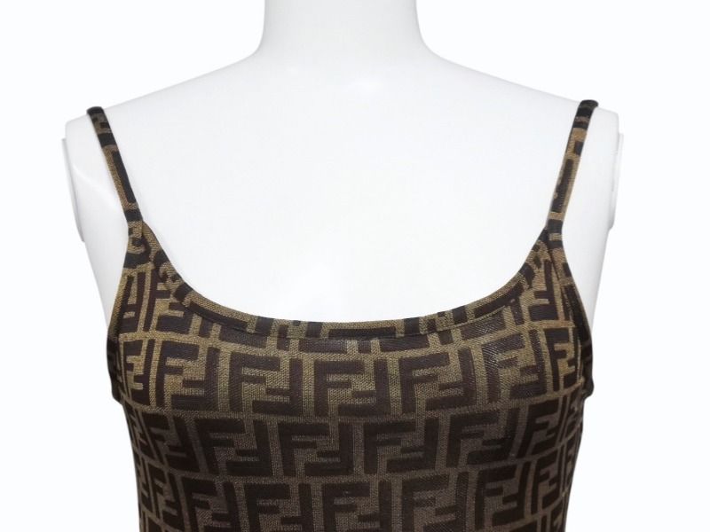 【極美品】FENDI フェンディー　カーディガン　ノースリーブ　セット　ベージュ フェンディ FENDI 子供服 ニットトップス 半袖 レディース