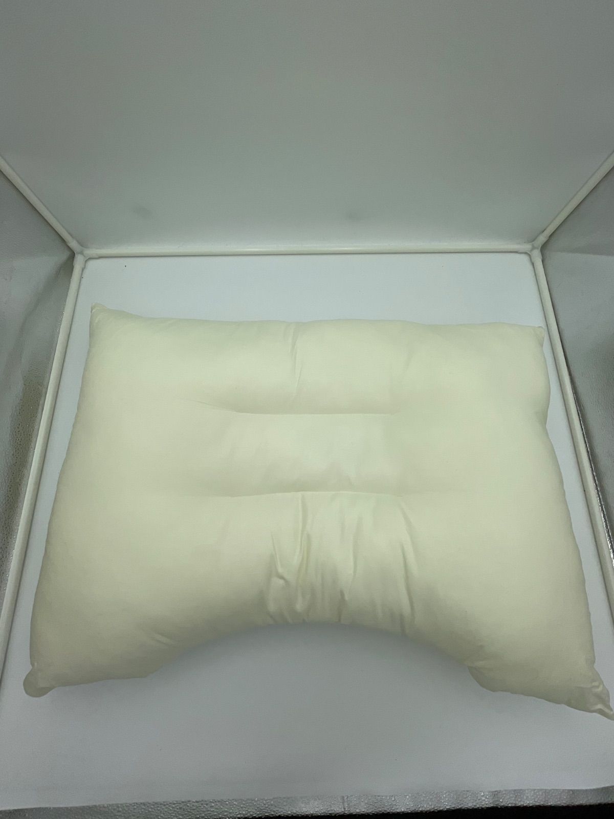 シモンズ 枕 二つセット - メルカリ