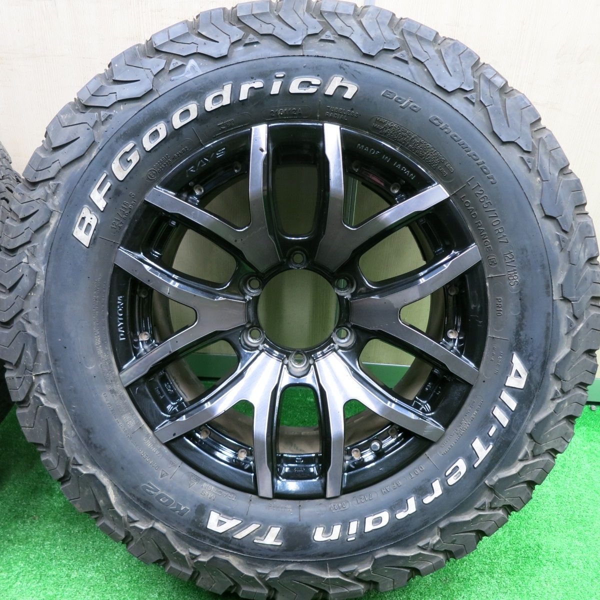 スタッドレス デイトナ 4本 DAYTONA 8J +20 265/70R17 スタッドレス デイトナ 4本 DAYTONA 8J +20 265/70R17