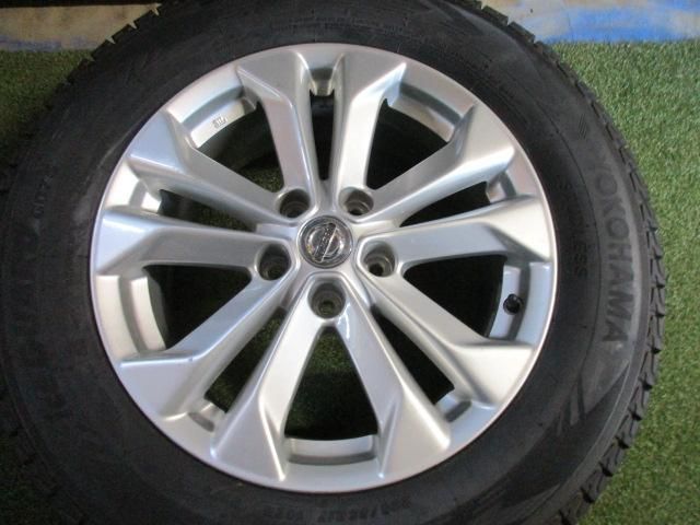 【中古】　送料込み　日産純正　T32エクストレイル　225/65R17　スタッドレスタイヤ４本SET