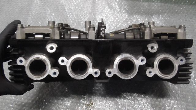 GSX400インパルス GK7CA-100xxx の シリンダーヘッド :#1744764763