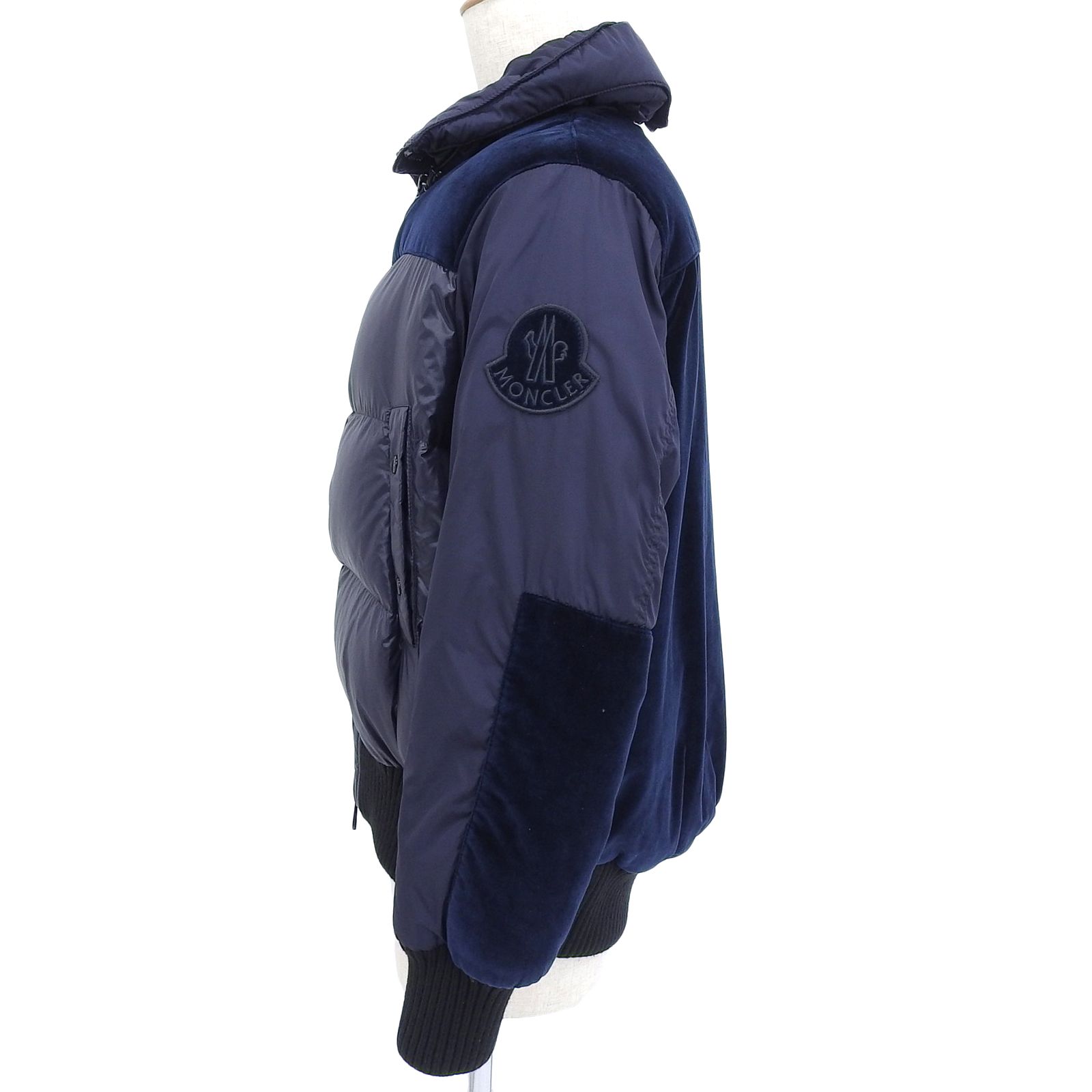 美品△MONCLER モンクレール ELANION フード・デカロゴワッペン付き