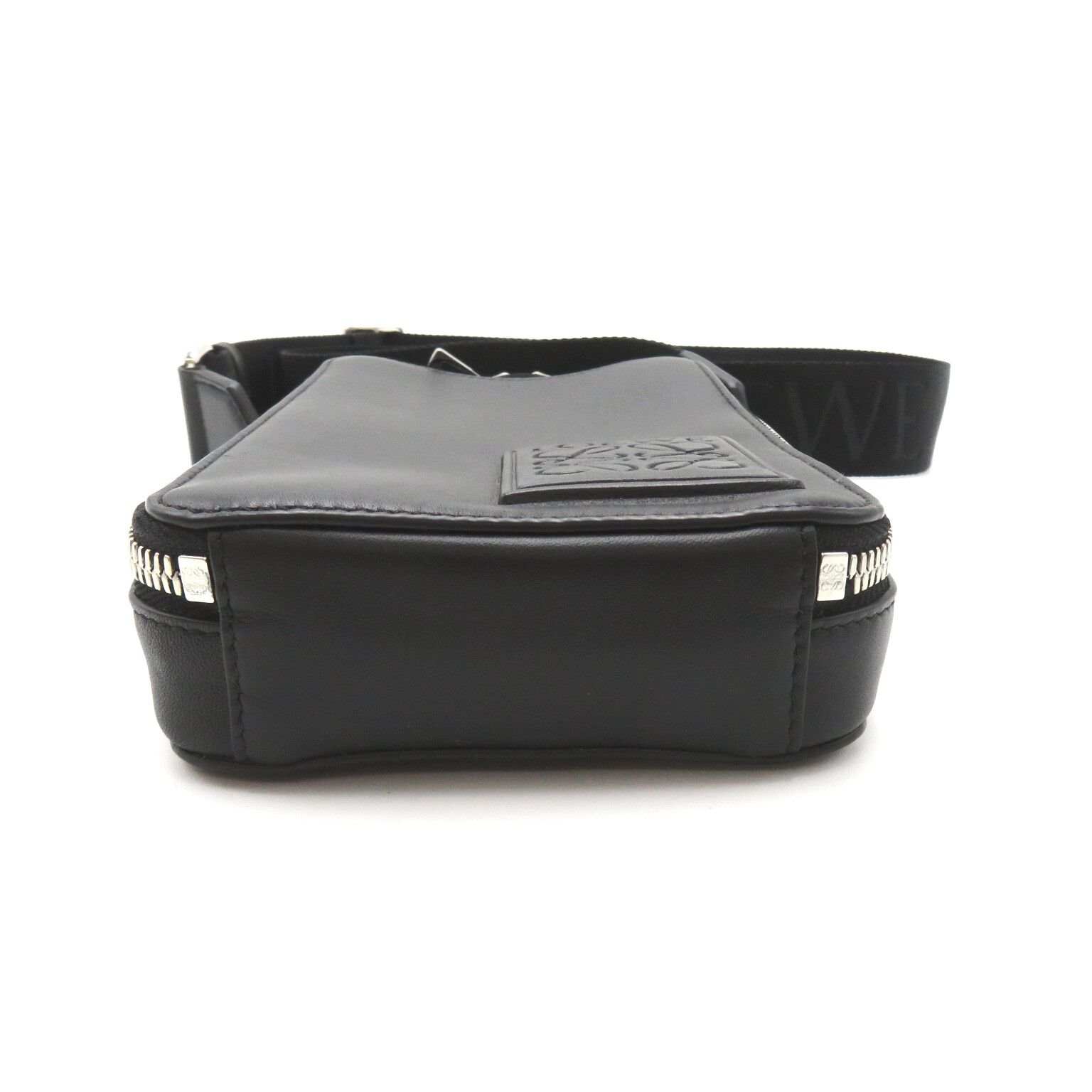 ロエベ バーティカルクロスボディポケット ショルダーバッグ - メルカリ