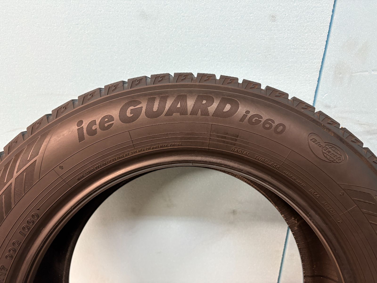 225|60|R17 iG60 スタッドレス YOKOHAMA iceGUARD iG60 17インチ ４本セット R17No7