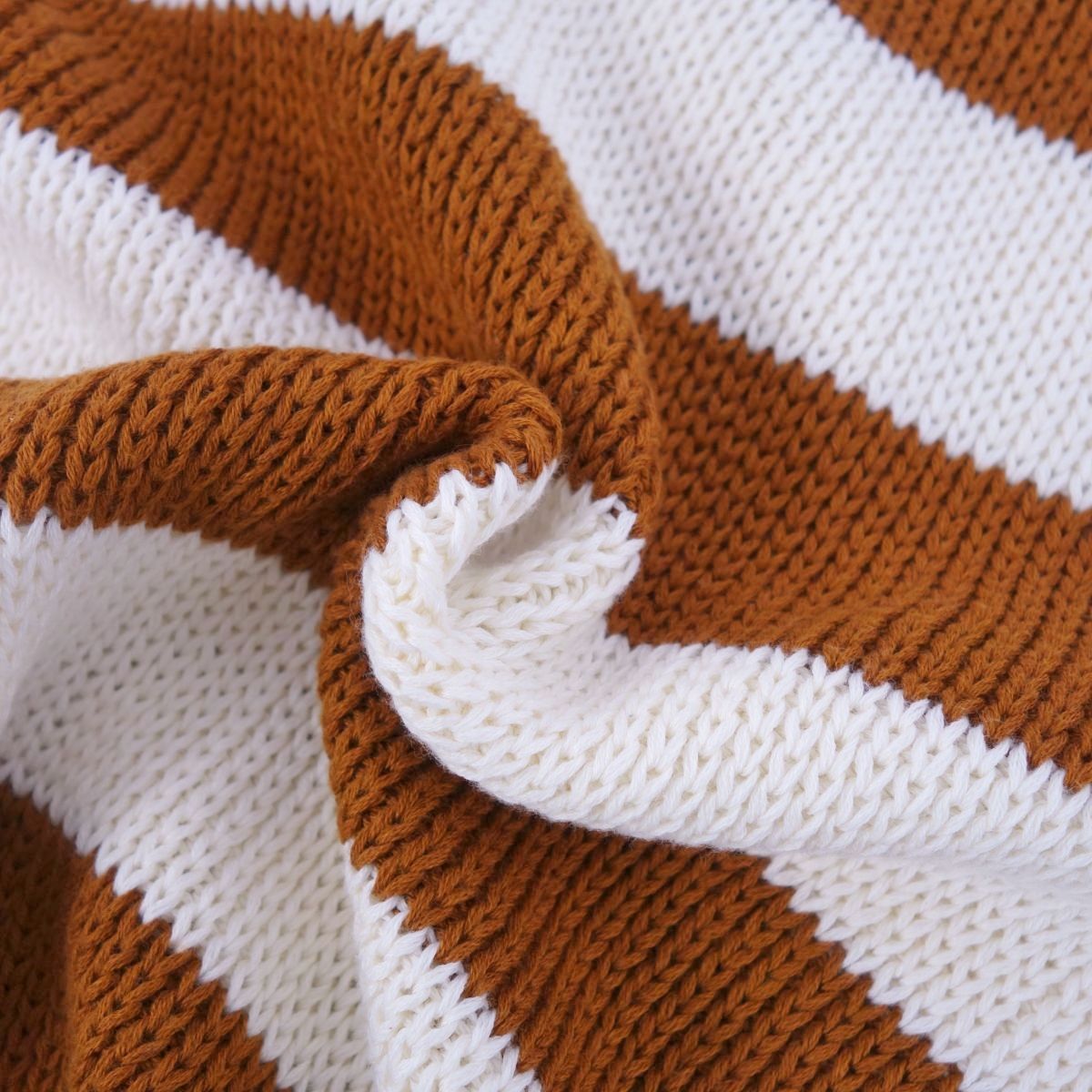 極美品 グッチ GUCCI ニット セーター 22AW ノースリーブ ベスト ボーダー柄 GG ウール トップス レディース XXS ホワイト/ブラウン 極美品 グッチ GUCCI ニット セーター 22AW ノースリーブ ベスト
