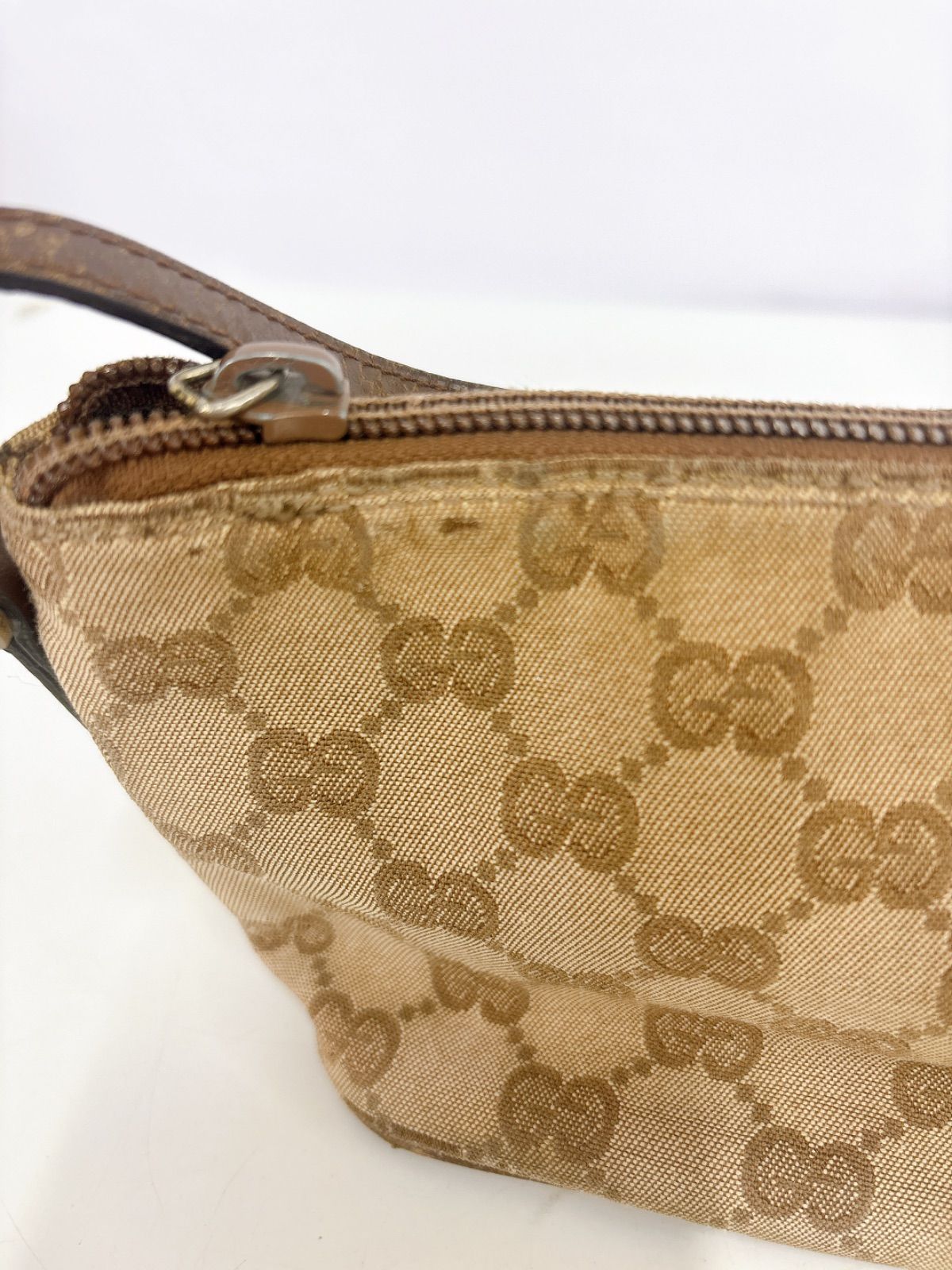 GUCCI グッチ ハンドバッグ アクセサリーポーチ GG柄 キャンバス