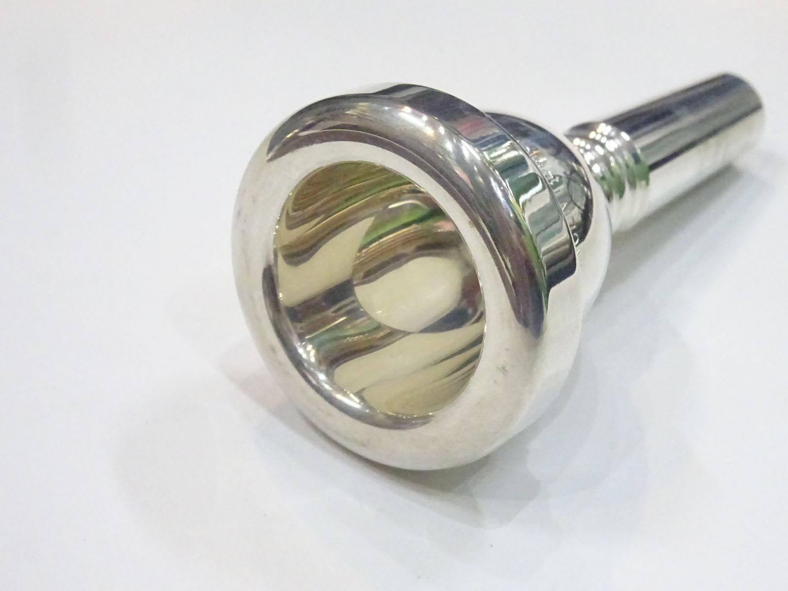 ウィリーズ トロンボーンマウスピース VENUS VD 太管【中古