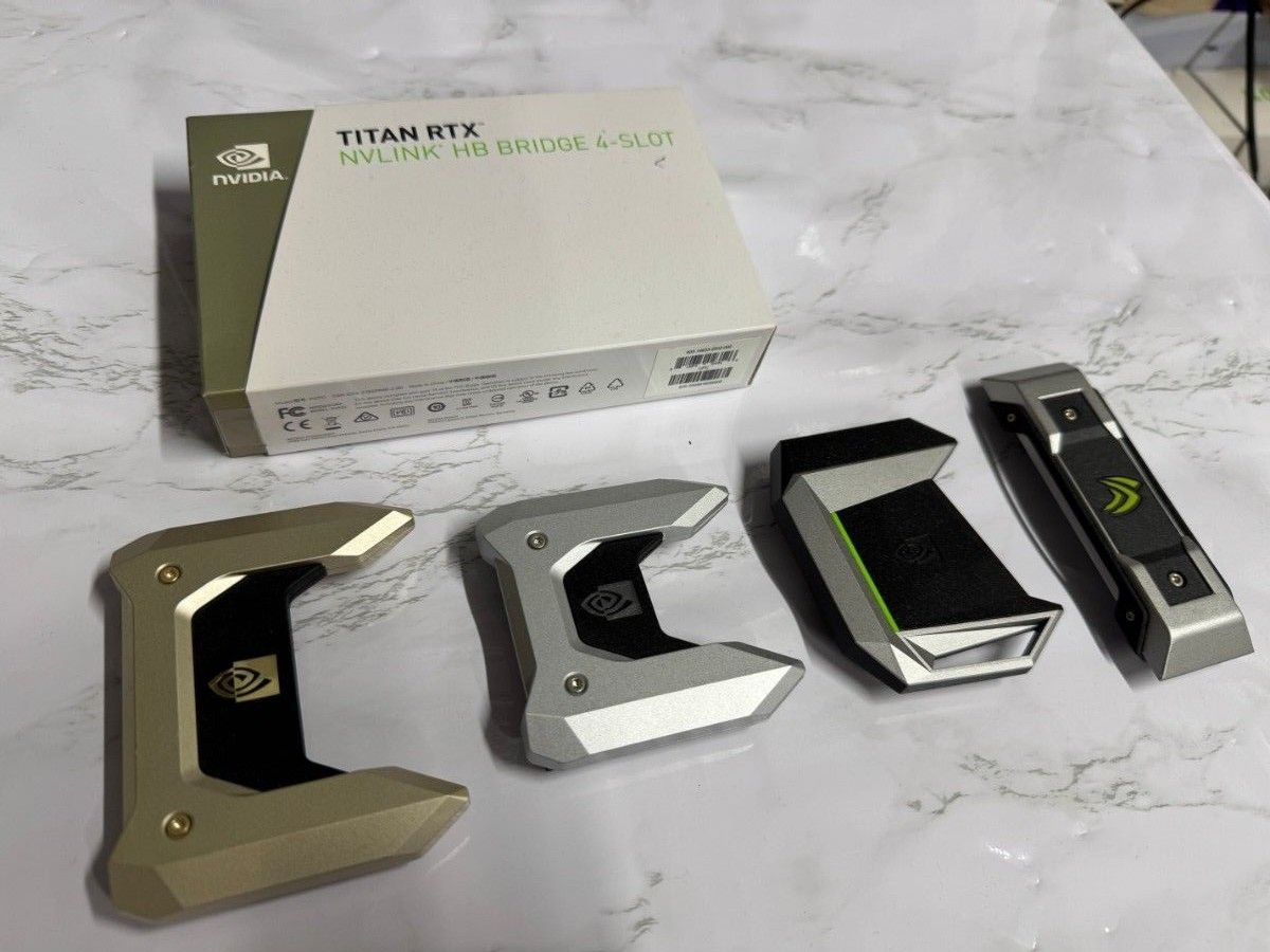 TITAN RTX NVLINK BRIDGE 4SLOT とおまけ