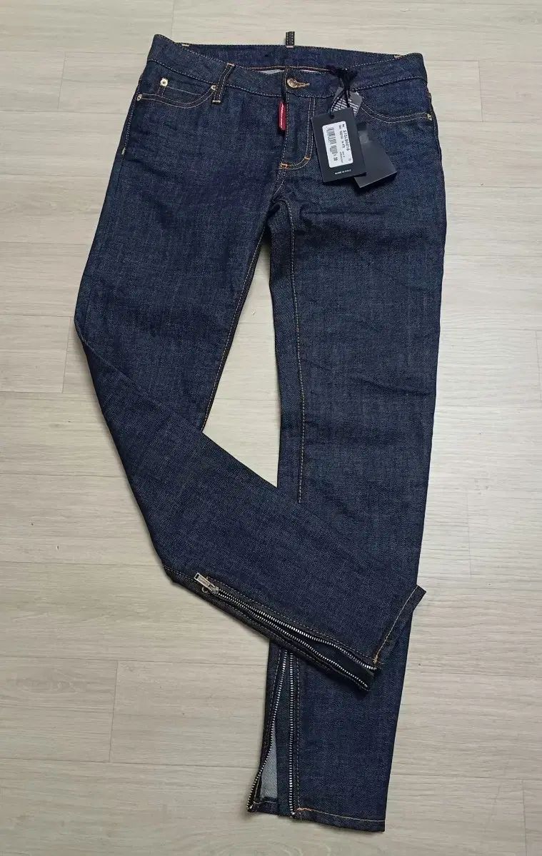DSQUARED2 ディースクエアード2 2 スキニージーンズ 38 25