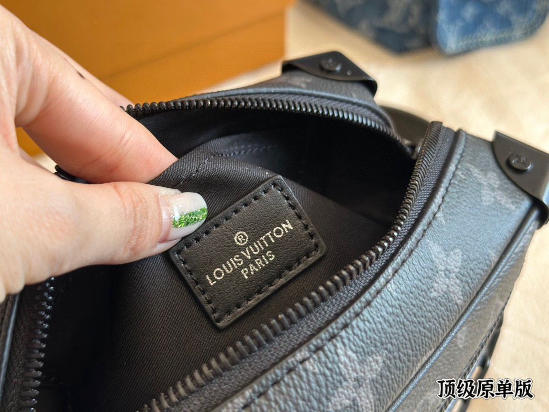 【未使用】LOUIS VUITTON ヴィンテージ　トランプ　匿名配送❤︎ 未使用】LOUIS VUITTON ヴィンテージ トランプ 匿名配送