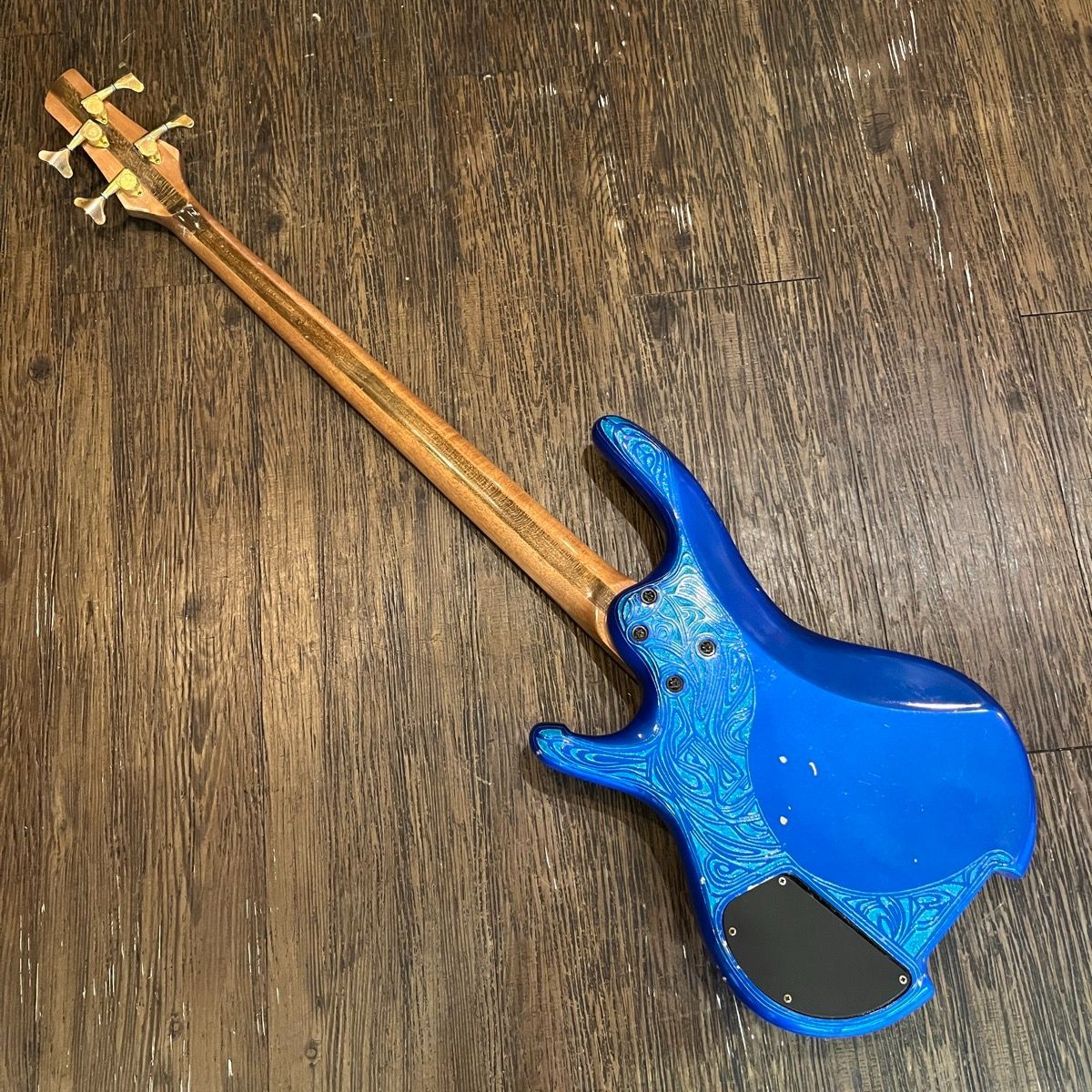 【改造】フレットレスベース 改造】フレットレスベース sddefault.jpg