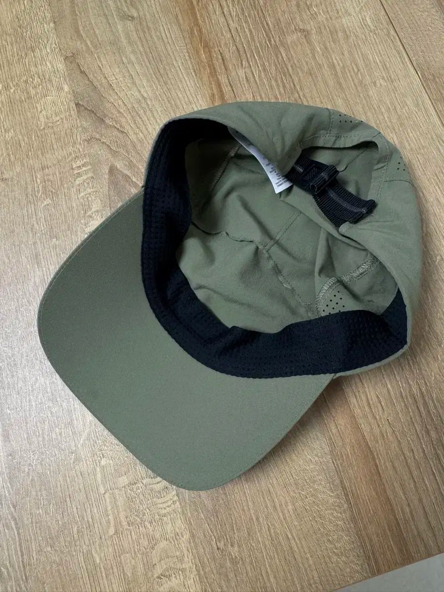 サロモン セークアウト