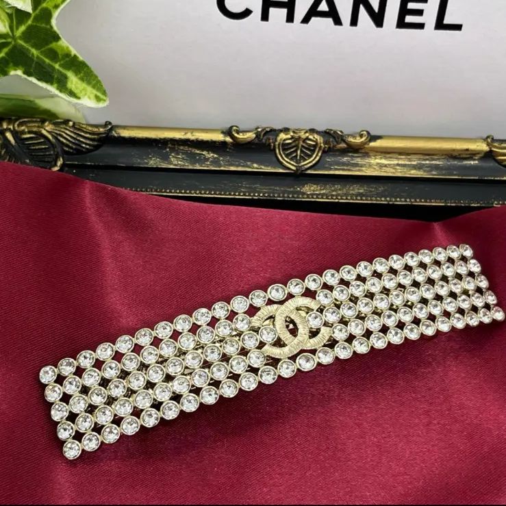 ウェディング 髪留め