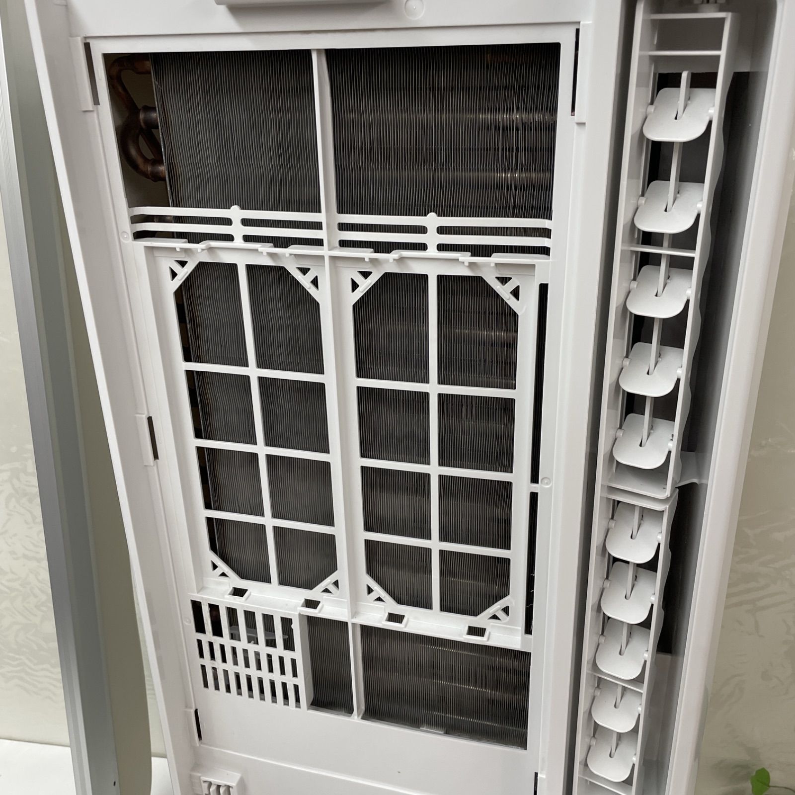 窓用エアコン冷房専用シリーズ ホワイト コロナ CW-F1624R(WS) 窓用エアコン冷房専用シリーズ ホワイト コロナ CW-F1624R(WS) コロナ