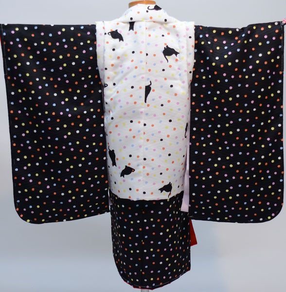 七五三 三歳 女児 被布 着物フルセット 日本製 猫柄と水玉模様 NO29165