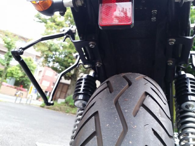 カワサキ純正　ゼファー750のサイドキャリアサポート カワサキ純正ゼファー750のサイドキャリアサポート