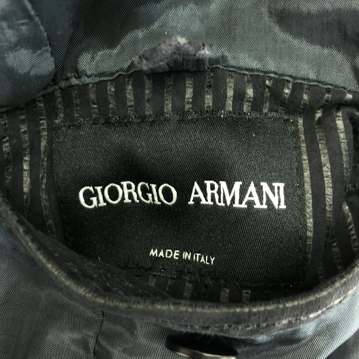 ARMANI |